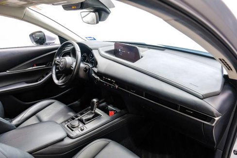 Used 2021 MAZDA CX-30 FWD 2.5 S w/ Select Package image 21