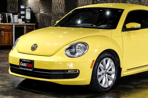 Used 2014 Volkswagen Beetle TDI image 9