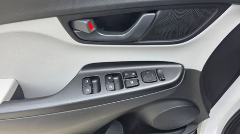 Used 2023 Hyundai Kona SEL image 24