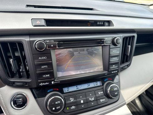 Used 2018 Toyota RAV4 XLE image 24
