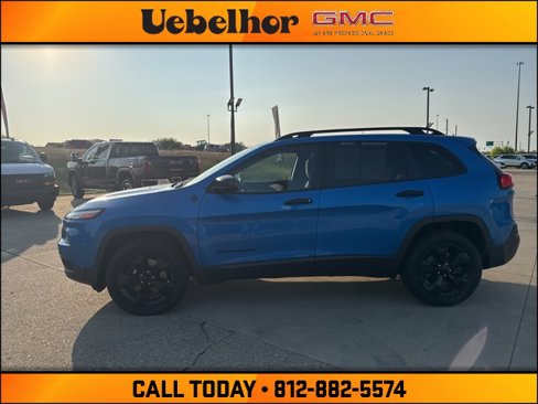 Used 2017 Jeep Cherokee Sport image 17