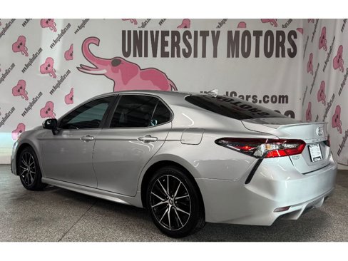 Used 2021 Toyota Camry SE image 10