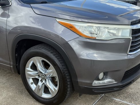 Used 2016 Toyota Highlander Limited image 8