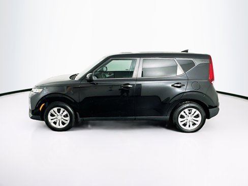 Used 2020 Kia Soul LX image 4
