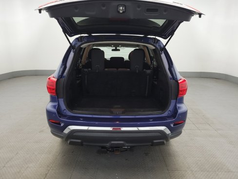 Used 2019 Nissan Pathfinder S image 29