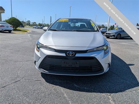 Used 2023 Toyota Corolla LE image 8