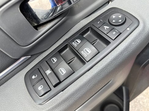 Used 2014 RAM 1500 Big Horn image 12
