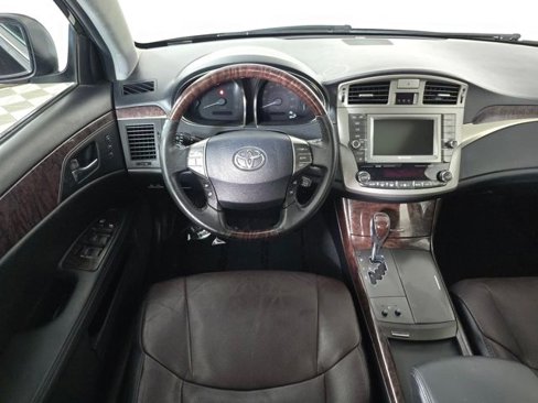 Used 2011 Toyota Avalon Limited image 16
