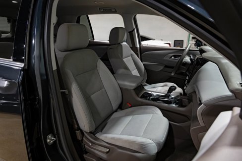 Used 2018 Chevrolet Traverse LT image 26