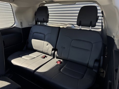Used 2019 Toyota Land Cruiser image 34