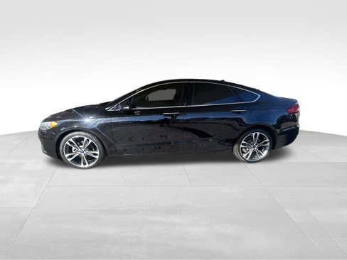 Used 2019 Ford Fusion Titanium image 8