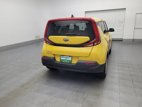 Used 2020 Kia Soul LX image 7