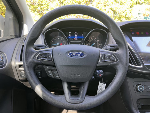 Used 2017 Ford Focus SE image 24