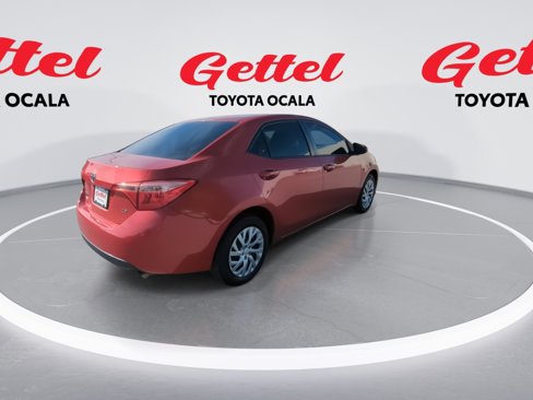 Used 2019 Toyota Corolla LE image 8
