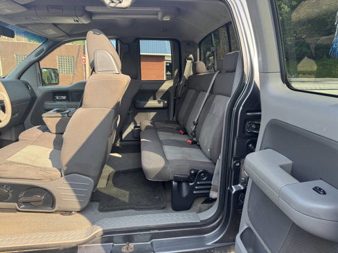 Used 2004 Ford F150 XLT image 12