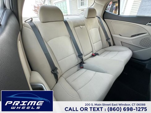 Used 2013 Kia Optima LX image 16