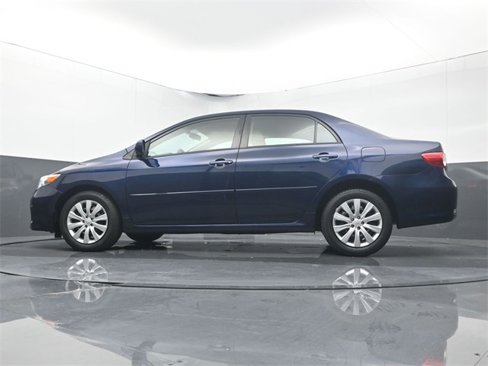 Used 2012 Toyota Corolla LE image 9