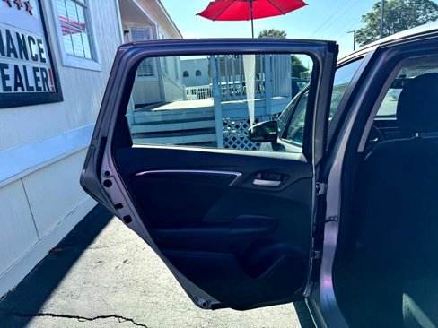 Used 2019 Honda Fit LX image 25