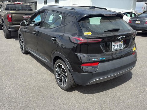Used 2022 Chevrolet Bolt EUV Premier w/ Sun & Sound Package image 5