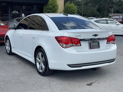 Used 2016 Chevrolet Cruze LT w/ Sun, Sound and Sport Package image 11