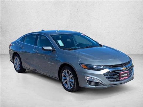 Used 2023 Chevrolet Malibu LT image 3
