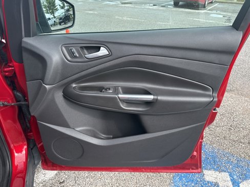 Used 2013 Ford Escape SE image 53