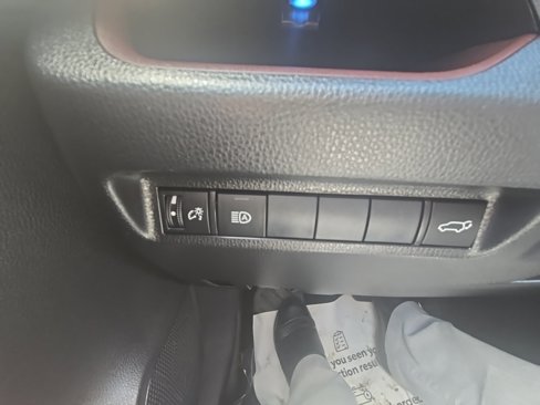 Used 2019 Toyota RAV4 Limited image 18
