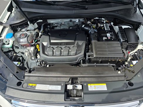 Used 2022 Volkswagen Tiguan SE image 20