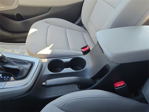 Used 2020 Hyundai Elantra SE image 20