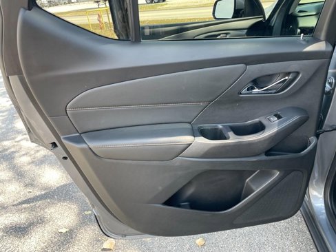 Used 2020 Chevrolet Traverse LT w/ LT Premium Package image 20
