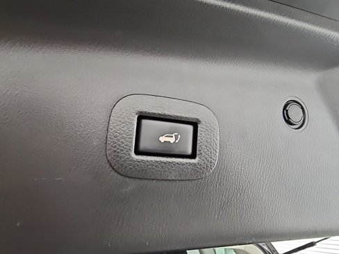 Used 2018 Nissan Armada Platinum w/ Captain Seat Package image 38