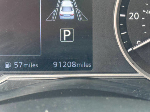 Used 2021 Nissan Versa SV image 18