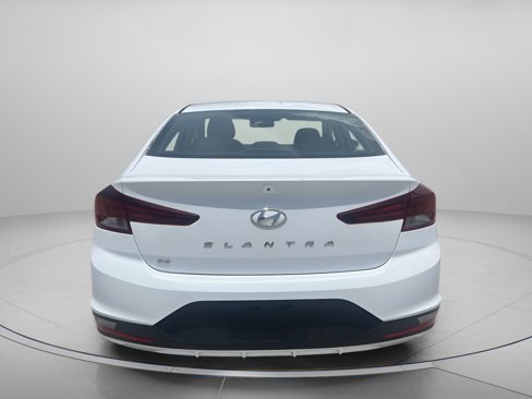Used 2020 Hyundai Elantra SE w/ Cargo Package (C1) image 4
