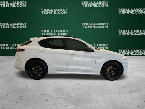 Used 2021 Alfa Romeo Stelvio Ti w/ Nero Edizione image 8