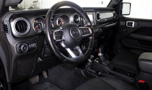 Used 2019 Jeep Wrangler Unlimited Sahara image 11