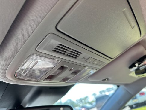 Used 2017 Honda CR-V Touring image 25