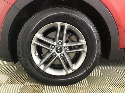 Used 2017 Hyundai Santa Fe Sport image 24