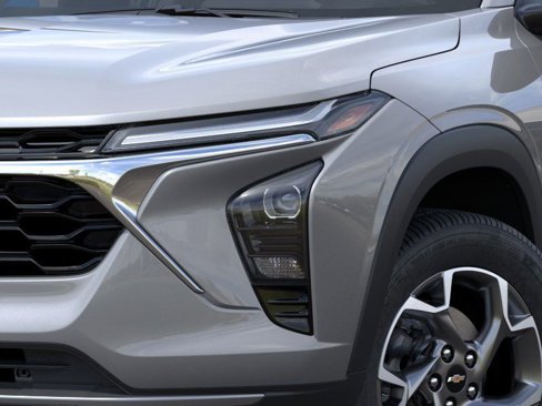 New 2025 Chevrolet Trax LT w/ Driver Confidence Package image 10