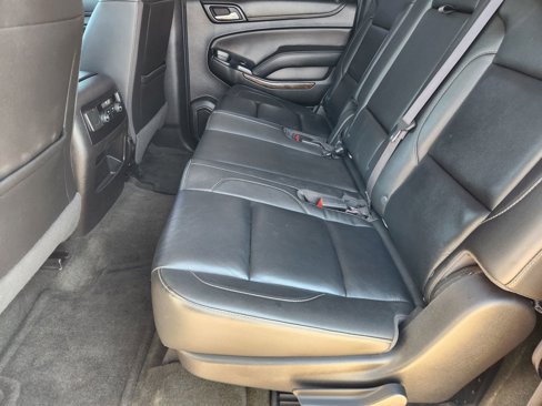 Used 2016 Chevrolet Suburban LT image 33