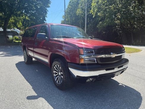 Used 2004 Chevrolet Silverado 1500 LS w/ Light Duty Power Package image 2