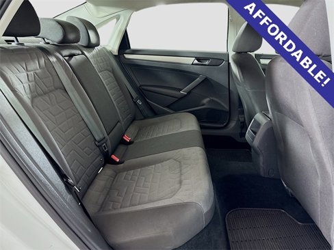 Used 2021 Volkswagen Passat 2.0T S image 23