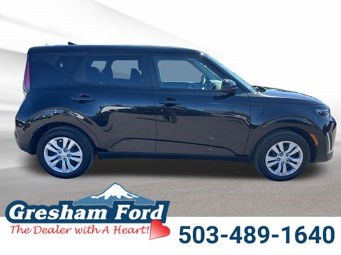 Used 2023 Kia Soul LX image 8