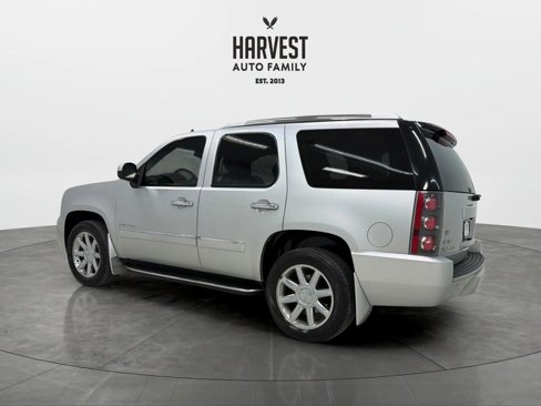 Used 2012 GMC Yukon Denali image 3