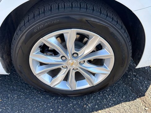 Used 2024 Chevrolet Malibu LT image 19