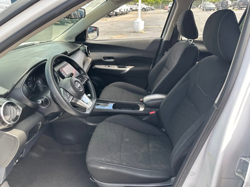 Used 2022 Nissan Kicks SV image 25