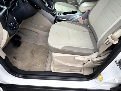 Used 2013 Ford C-MAX SE image 14
