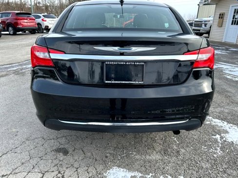 Used 2012 Chrysler 200 Touring image 4
