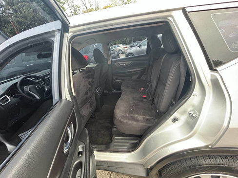 Used 2016 Nissan Rogue S image 7