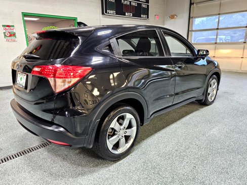 Used 2017 Honda HR-V EX image 8