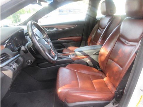 Used 2016 Cadillac XTS Luxury w/ Driver Awareness Package image 23